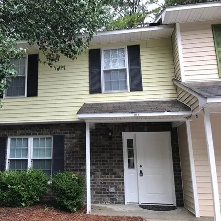 Rent this 3 bed townhouse on unnamed road in Palmetto Park, Summerville