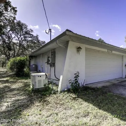 Image 4 - 1303 West Nobis Circle, Homosassa Springs, FL 34448, USA - House for sale
