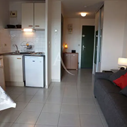 Image 8 - Les Oliviers, Rue des Étourneaux, 34540 Balaruc-les-Bains, France - Apartment for rent