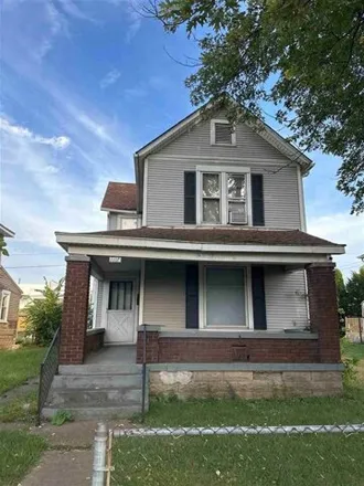 Buy this 2 bed house on South L Street in Richmond, IN 47374