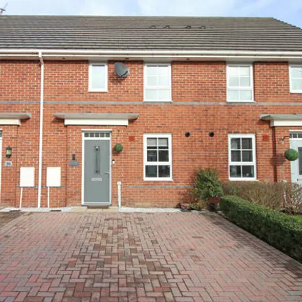 Buy this 3 bed townhouse on Hawthorn Drive in Thornton, FY5 4GU