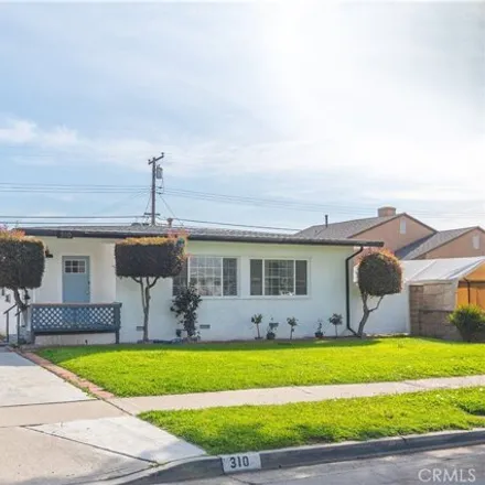 Rent this 3 bed house on 310 West Southgate Avenue in Fullerton, CA 92832