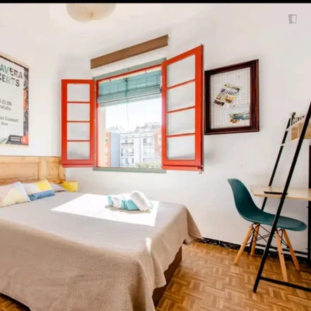 Rent this 3 bed room on Carrer d'Aragó in 424, 08001 Barcelona