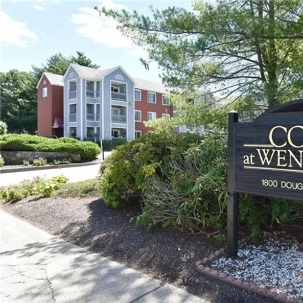 Buy this 1 bed condo on 83 Wenscott Lane in North Providence, RI 02904