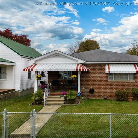Buy this 3 bed house on 317 17th Street in Dunbar, Kanawha County