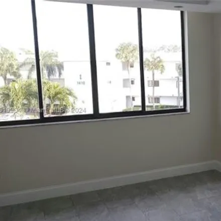 Buy this 2 bed condo on East Sheridan Street in Hollywood, FL 33004