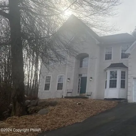 Rent this 5 bed house on 599 Marco Way in Middle Smithfield Township, PA 18335