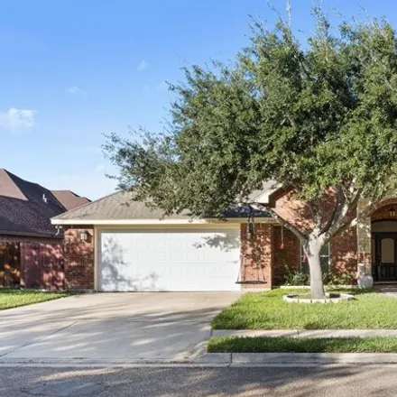 Buy this 3 bed house on 2328 Arroyo Avenue in McAllen, TX 78504