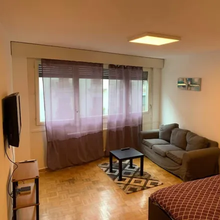 Rent this studio apartment on Rue de Carouge 30 in 1205 Geneva, Switzerland
