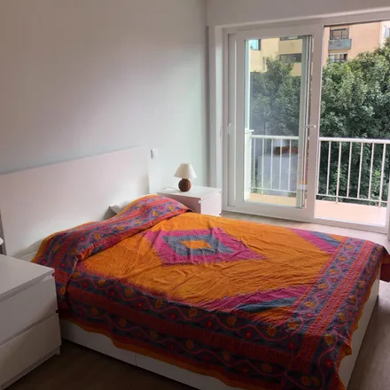 Rent this 2 bed room on Rua de Costa e Almeida in 4200-143 Porto, Portugal