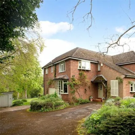Buy this 4 bed house on 20 Hid's Copse Road in Cumnor, OX2 9JJ
