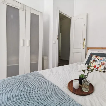 Image 1 - Calle Preciados, 42, 28013 Madrid, Spain - Room for rent