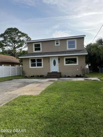 Buy this 3 bed house on 768 Tennessee Street in Daytona Beach, FL 32114