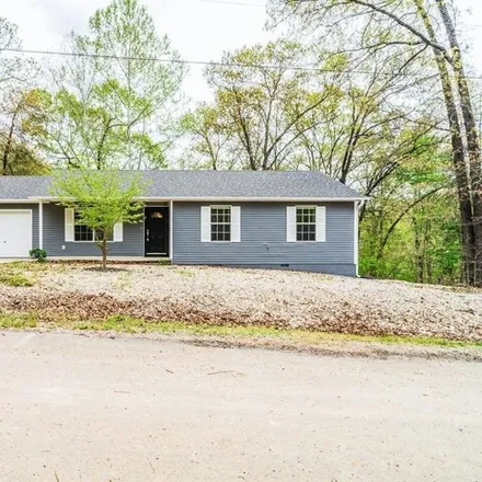 Rent this 3 bed house on 7 Claypole Lane in Bella Vista, AR 72715