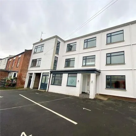 Buy this 2 bed apartment on Clarendon Fruit Store in 36 Clarendon Street, Royal Leamington Spa
