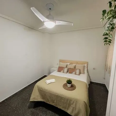 Rent this 5 bed apartment on Carrer del Gravador Montfort in 46035 Valencia, Spain
