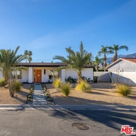 Image 2 - 2719 East Venetia Road, Palm Springs, CA 92262, USA - House for sale