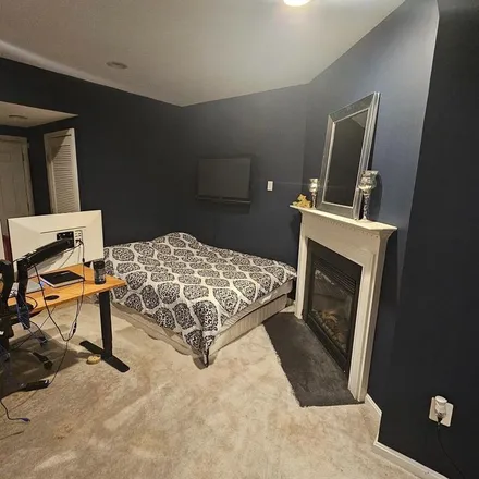Rent this 2 bed apartment on 562 Edmonton Terrace Northeast in Leesburg, VA 20176