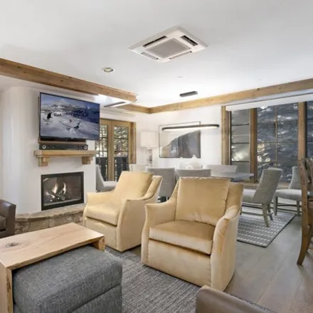 Image 3 - Vail Mountain Lodge, 352 East Meadow Drive, Vail, CO 81657, USA - Condo for sale