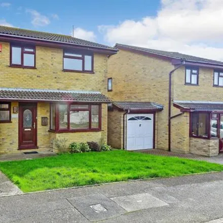 Buy this 4 bed house on Chatsworth Avenue in Peacehaven, BN10 7EA