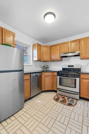 Image 3 - 1879 Crompond Road, City of Peekskill, NY 10566, USA - Condo for sale