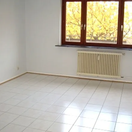 Rent this 3 bed apartment on Kaiserstraße 89 in 61169 Friedberg (Hesse), Germany