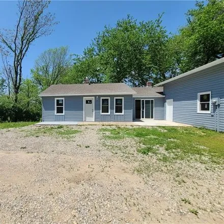 Buy this 2 bed house on 400 Austin Street in St. Joseph, MO 64505