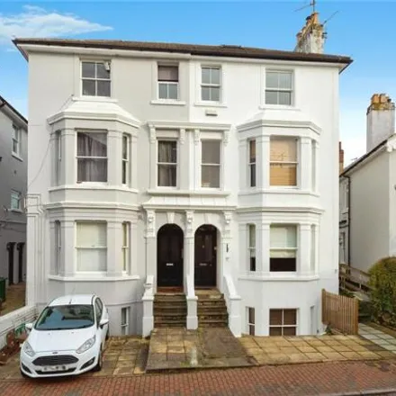 Buy this 1 bed apartment on Mount Sion in Royal Tunbridge Wells, TN1 1TN