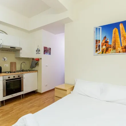 Image 8 - Via Galliera 32, 40121 Bologna BO, Italy - Apartment for rent