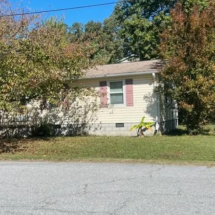 Rent this 3 bed house on 4008 4th Street in North Beach, MD 20714