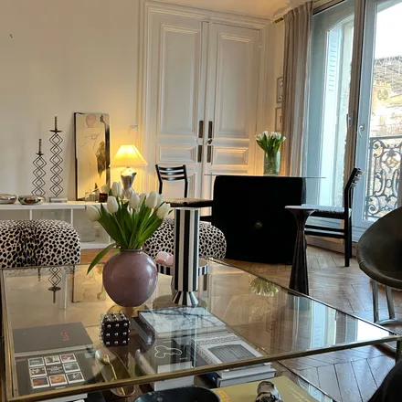 Rent this 2 bed apartment on 43 Boulevard de Sébastopol in 75001 Paris, France