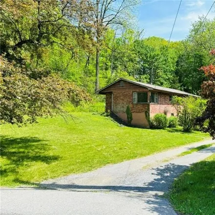 Buy this 3 bed house on 10 Martin Road in Pleasant Valley, NY 12569