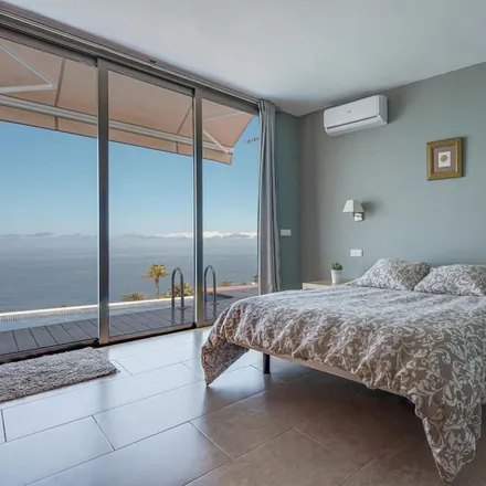 Rent this 3 bed house on Santa Úrsula in Santa Cruz de Tenerife, Spain