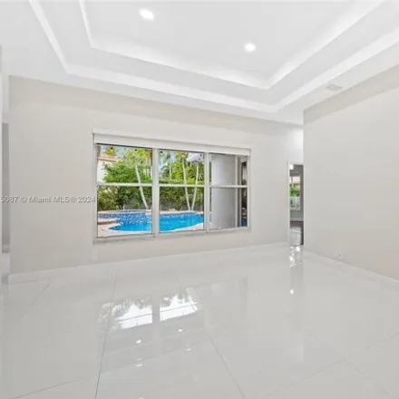 Image 4 - 2012 Harbor View Circle, Weston, FL 33327, USA - House for sale
