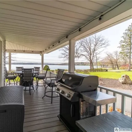 Image 7 - 318 A Lakeside Drive, Village of Bemus Point, Ellery, NY 14712, USA - House for sale