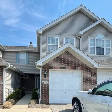 Rent this 2 bed townhouse on 46 South Oakhurst Drive in Aurora, IL 60504