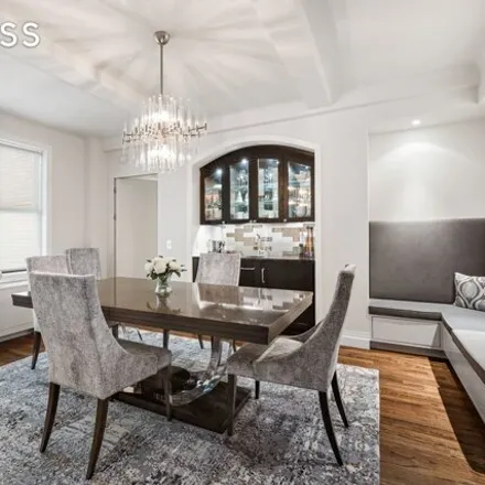 Image 7 - 32 West 82nd Street, New York, NY 10024, USA - Apartment for sale