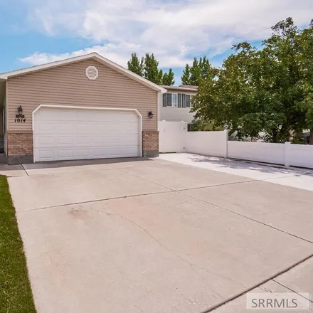 Buy this 4 bed house on Field #4 in Clarence Drive, Idaho Falls