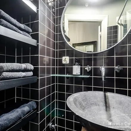 Rent this 3 bed apartment on Schinkelstraße 15 in 22303 Hamburg, Germany