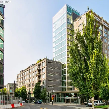 Image 2 - The Pinnacle Condominiums, 1255 Northwest 12th Avenue, Portland, OR 97209, USA - Condo for sale