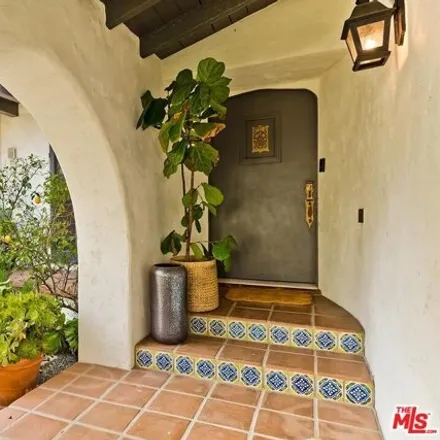 Image 3 - 237 South Linden Drive, Beverly Hills, CA 90212, USA - House for rent