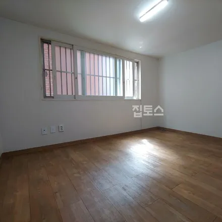 Image 4 - 서울특별시 서초구 반포동 726-47 - Apartment for rent