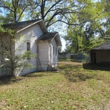 Image 4 - 2508 West 16th Avenue, Pine Bluff, AR 71603, USA - House for sale