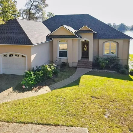 Buy this 3 bed house on 116 Timber Ridge Drive in Thomasville, GA 31757