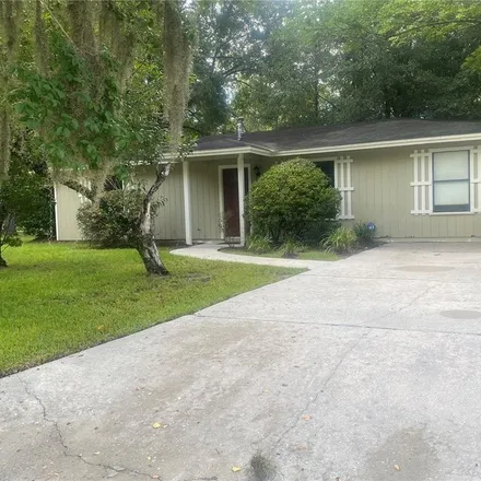 Buy this 3 bed house on 2735 Northwest 42nd Place in Gainesville, FL 32605