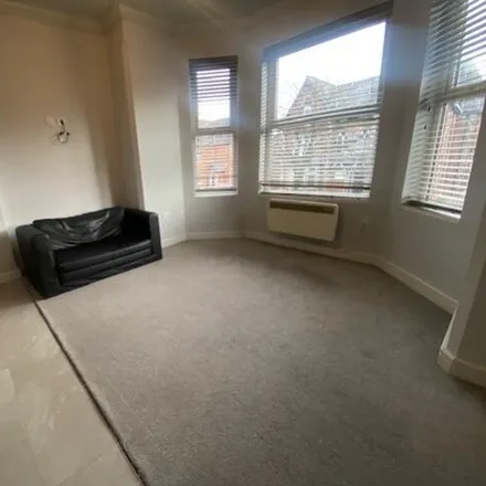 Image 3 - 60 Clyde Road, Manchester, M20 2NX, United Kingdom - Apartment for rent