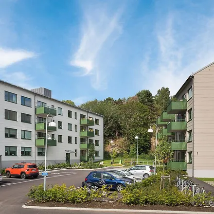 Rent this 3 bed apartment on Fruktträdsgatan in 417 19 Gothenburg, Sweden