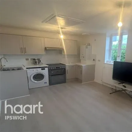 Rent this 1 bed house on Brickfield Close in Ipswich, IP2 8HJ
