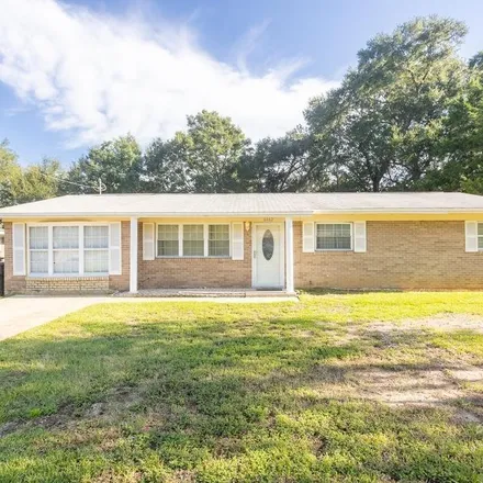 Buy this 2 bed house on 6462 Barnes Street in Milton, FL 32570