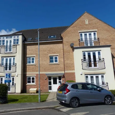 Rent this 2 bed apartment on Radulf Gardens in Liversedge, WF15 6AT